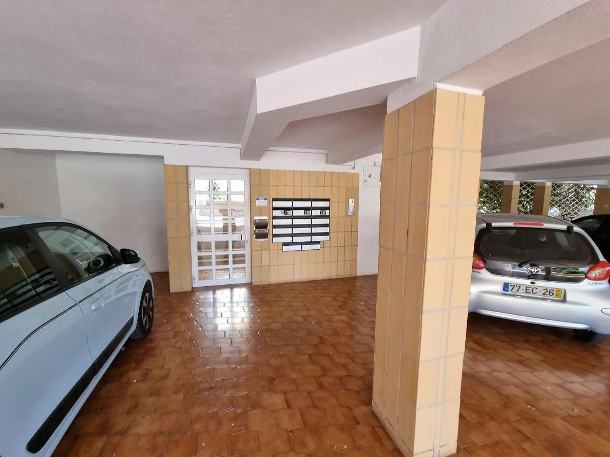 Vila Rosa Portimao 0*,